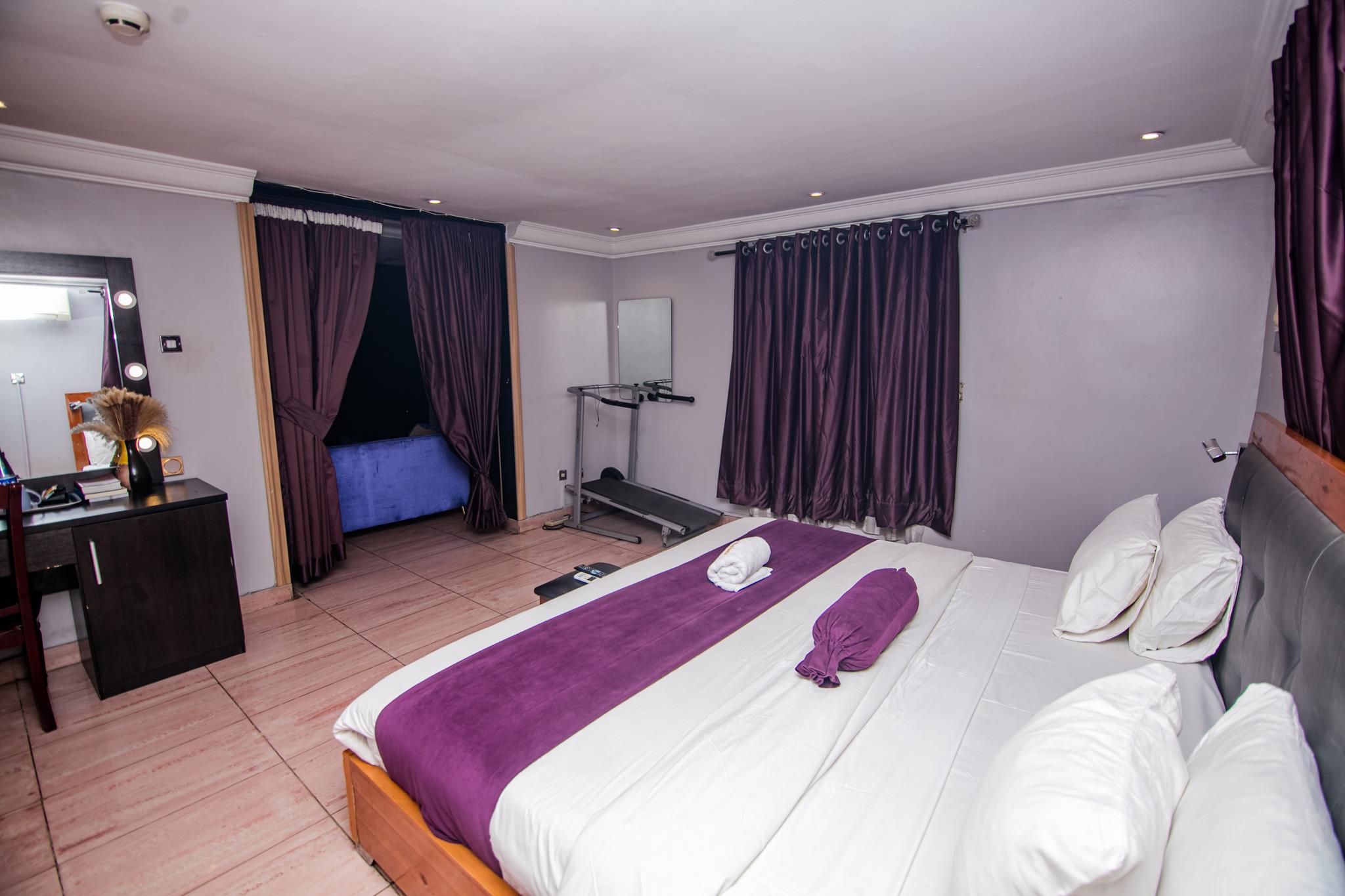 Executive Suite